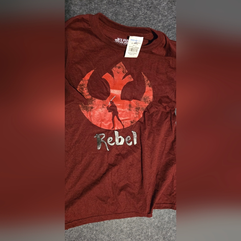 Star Wars Rebel Burgundy Tee